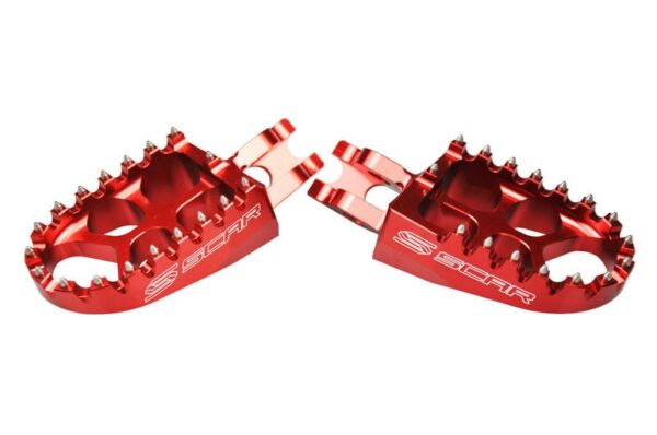 Scar Evolution Footpegs - Suzuki Red color