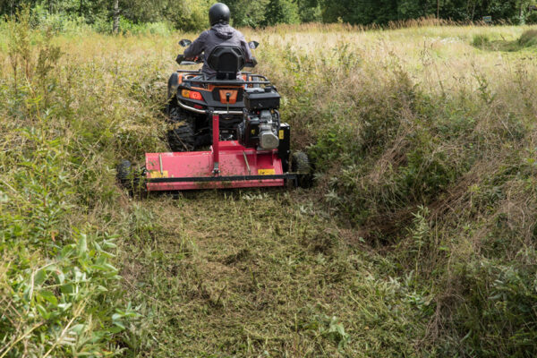 Iron Baltic Niittyleikkuri 18HP, Briggs&Stratton V2 - Image 5