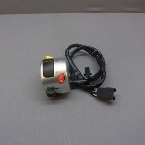 Suzuki SWITCH ASSY,HANDLE