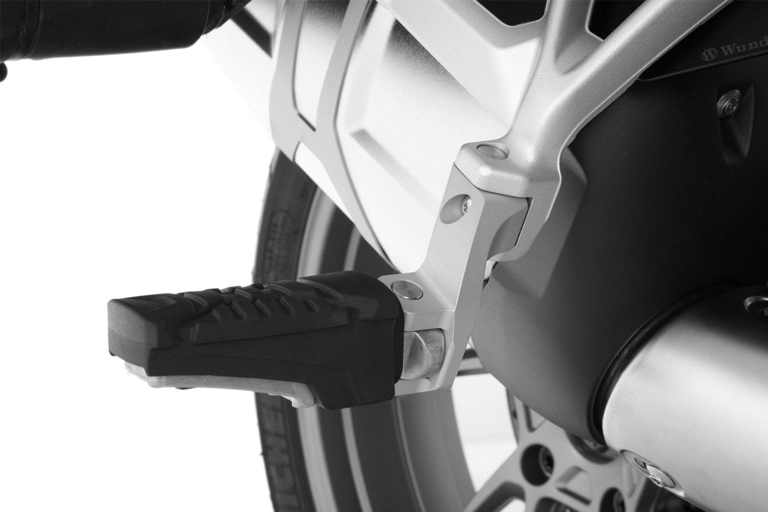 Passenger footrest relocation - silver 1200 GS LC - Image 2