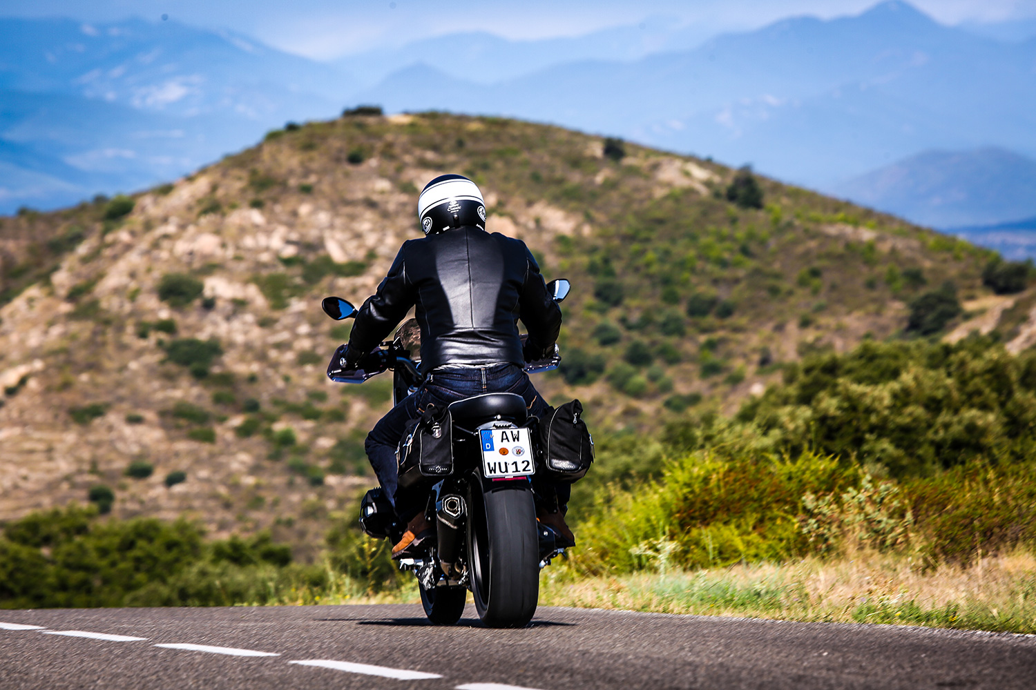 Wunderlich engine protection “Dakar” R nineT - black - Image 8