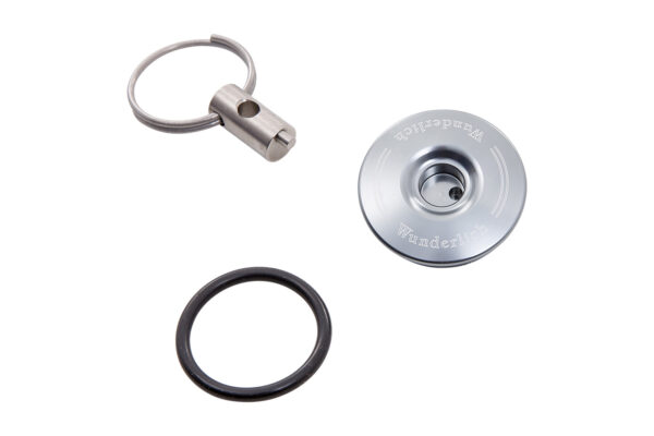 Safety oil filler plug - titanium - Image 6