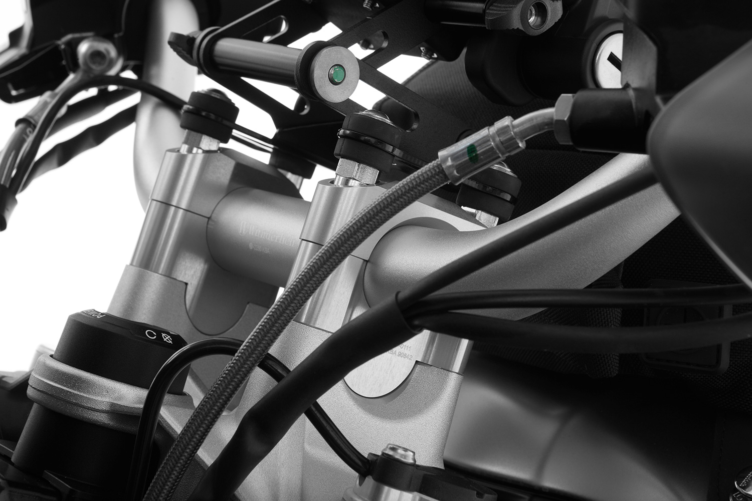 Handlebar riser for Models with BMW Navigation System R 1250R/ RS (2019-2026) - Image 3