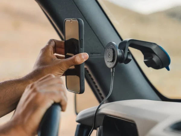Quad Lock® MAG Wireless Charging Head - V2 - Image 2