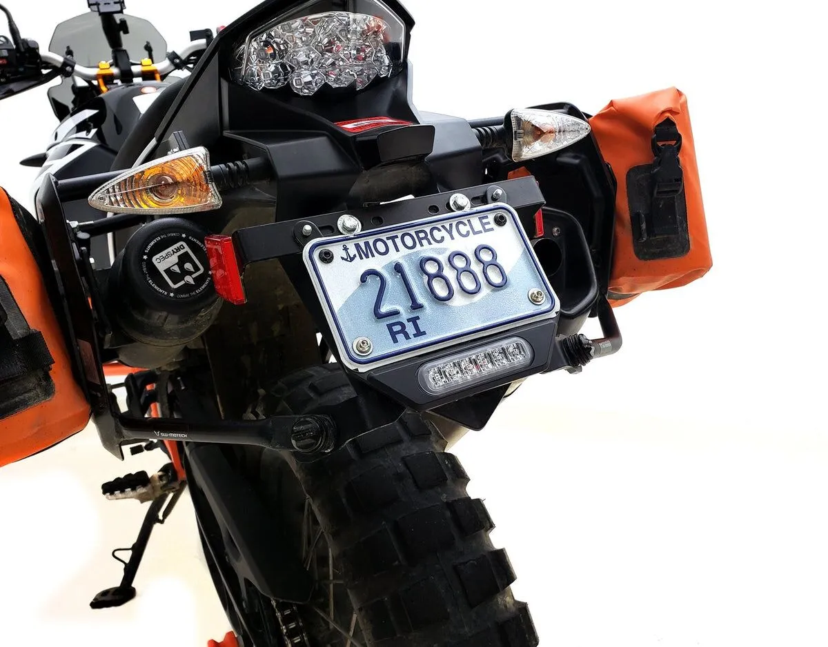 B6 LIGHT KIT W/ LICENSE PLATE MOUNT - Image 5